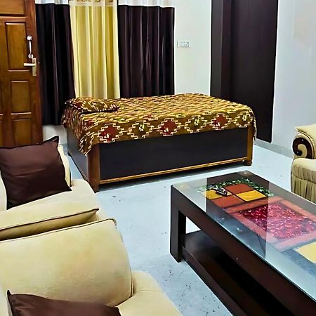 Ramayana Grand Hotel Ayodhya Екстериор снимка