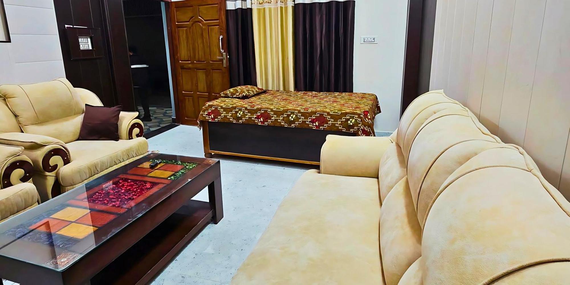 Ramayana Grand Hotel Ayodhya Екстериор снимка