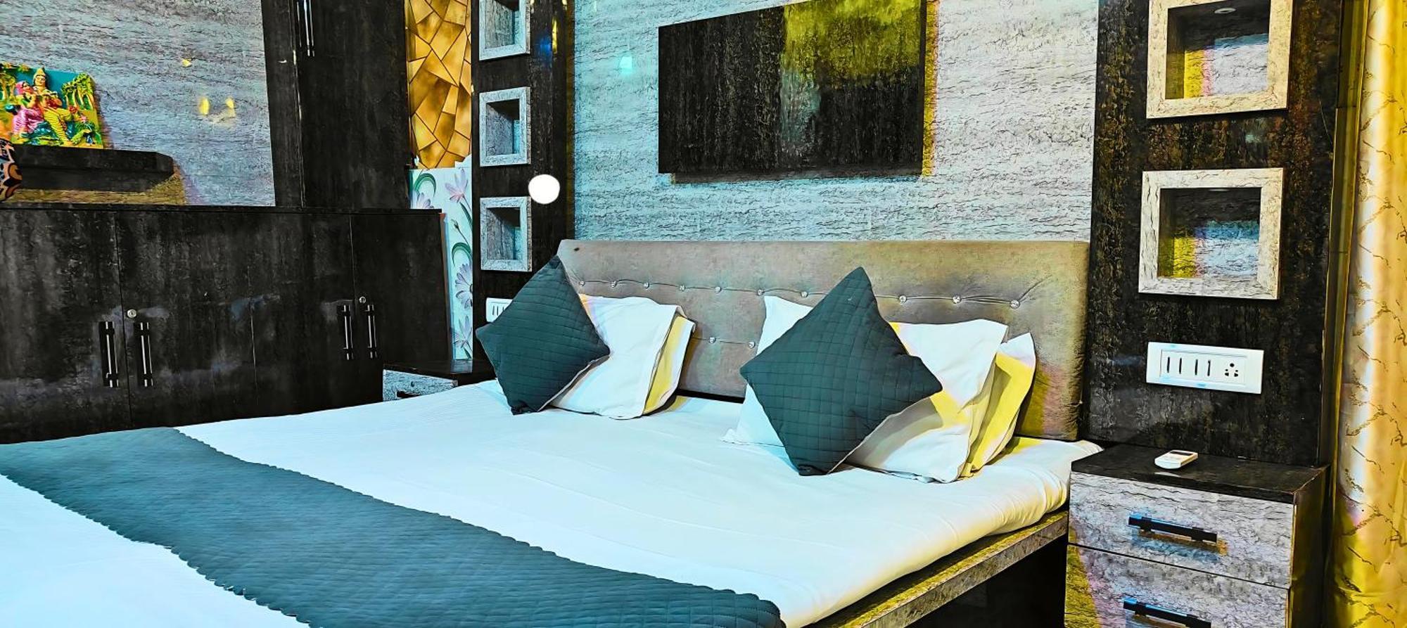 Ramayana Grand Hotel Ayodhya Екстериор снимка